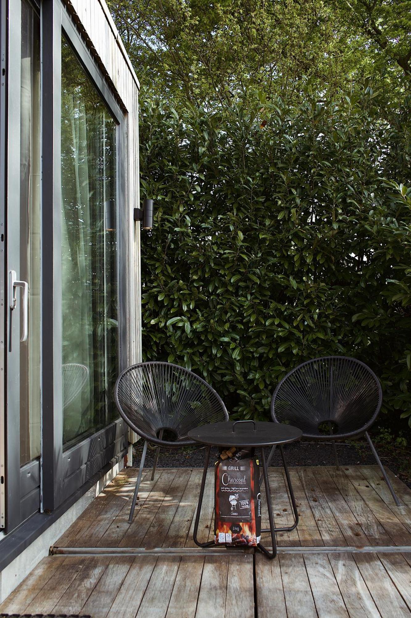 Willa Modern Tiny House Op Rustig Watersportpark Elahuizen Zewnętrze zdjęcie